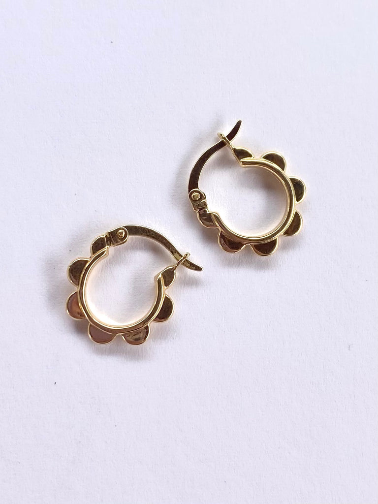 Flower power hoops